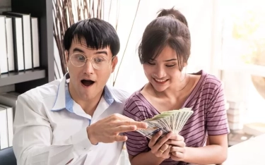 Kaya Raya dan Bahagia Sampai Tua! 10 Weton yang Banyak Rezeki Berkat Mengutamakan Keluarga dan Rumah Tangga Menurut Primbon Jawa