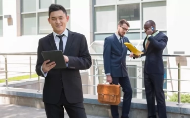 Melejit setelah Mendapat Kritik Nyelekit: 8 Shio yang Berhasil Menjadi Kaya Raya Setelah Bangkit Menerima Cemoohan Menurut Astrologi Tiongkok