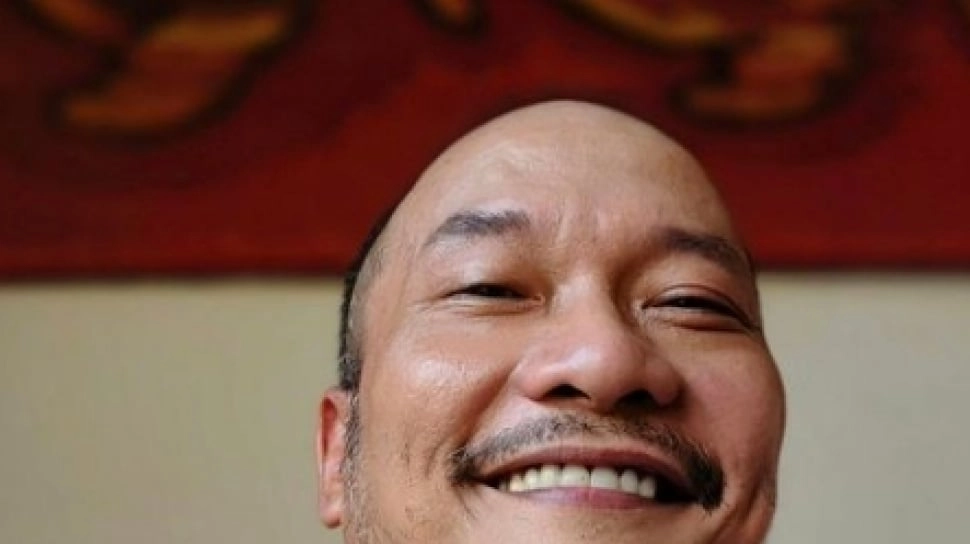 Nyelekit! Plesetkan KBBI jadi ''Kamus Besar Bokisin Indonesia'', Iwa K Sindir Ucapan Nebeng Kaesang: Owalah Pantes...