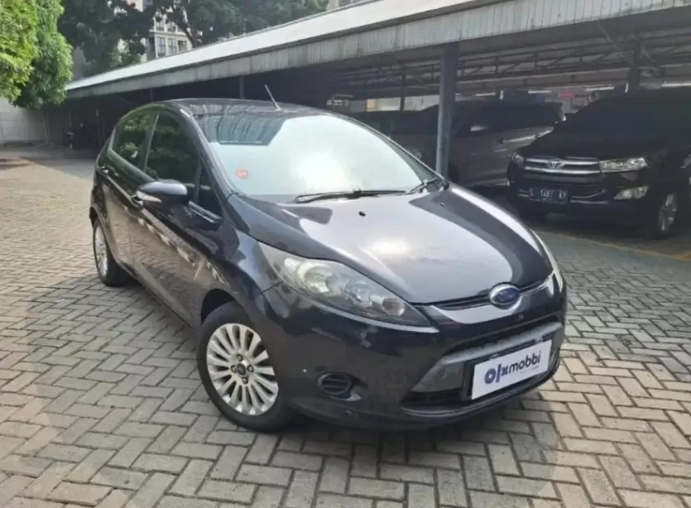 Cuma Seharga Motor Matic Nggak Kehujanan-Kepanasan, Cek Nih Mobil Bekas Ford Fiesta