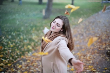 Kesayangan Dewi Fortuna! 5 Zodiak Ini Diklaim Jadi Pembawa Keberuntungan dengan Hati yang Lembut