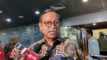 Jokowi Teken Keppres Pemberhentian Pramono dari Seskab, Tunjuk Pratikno jadi Plt