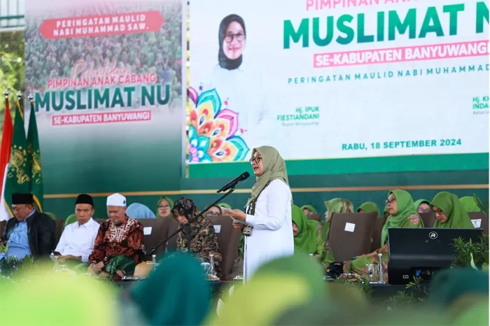 Hadiri Pelantikan PAC Muslimat NU, Bupati Ipuk Ajak Bangun Banyuwangi