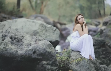 Makna Mimpi Bertemu Wanita Cantik dari Perspektif Primbon Jawa dan Psikologi, Pertanda Keberuntungan atau Refleksi Diri?