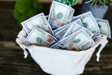 Takdir Kaya Raya: 10 Weton yang Memiliki Potensi Rezeki Besar Menurut Primbon Jawa