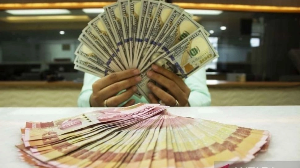 Rupiah Tumbangkan Dolar di Akhir Pekan Ini