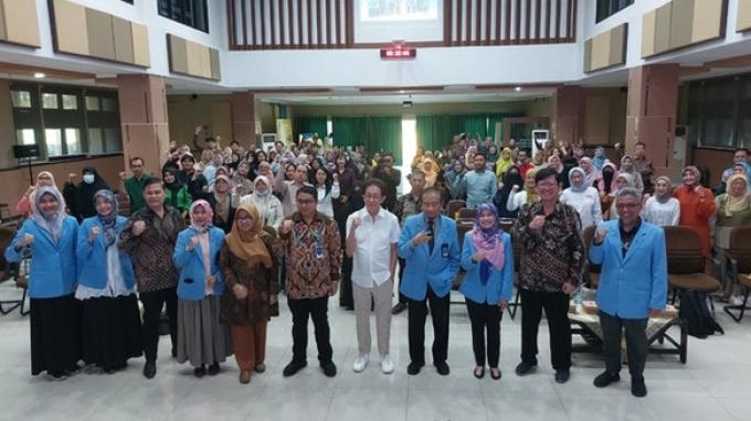 Dukung Gerakan Indonesia Sehat, Perusahaan Jamu Ini Gelar Seminar Pemanfaatan Obat Herbal di UNS