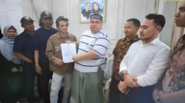 Orang Tua Vadel Badjideh Akhirnya Muncul, Datangi Kediaman Razman Nasution Minta Bantuan Hukum