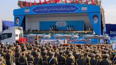 Iran Pamer Rudal Balistik dan Drone Kamikaze Baru, Lebih Canggih dari Shahed-136