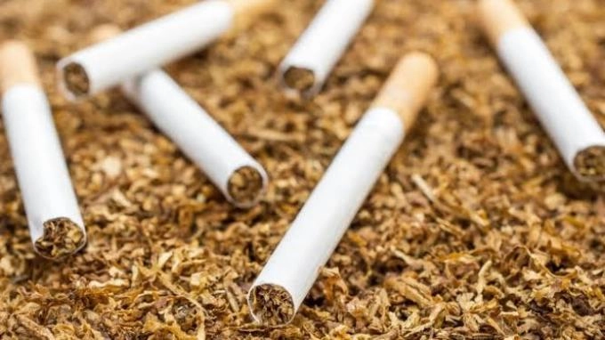 Kemendag Khawatir Rancangan Permenkes Soal Rokok Kemasan Polos Bisa Ganggu Hak Pedagang