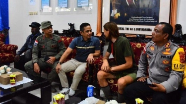 Kronologi Pembebasan Pilot Susi Air Kapten Philip Mehrtens setelah 1,5 Tahun Disandera KKB Papua