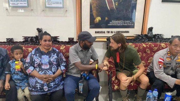Pilot Susi Air Philip Mehrtens Dibebaskan dari KKB Papua, Susi Pudjiastuti Ucap Syukur