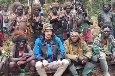 Siapa Egianus Kogoya? Pimpinan OPM yang Sandera Pilot Susi Air Philip Mark Mehrtens