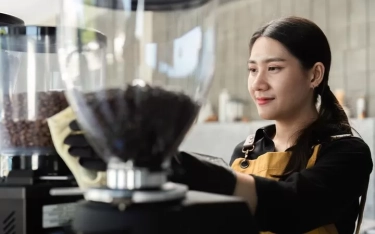 Toko Sepi Jadi Ramai Pembeli: 5 Weton yang Kehadirannya Membawa Keberuntungan dan Memiliki Aura Penglaris Alami Menurut Primbon Jawa