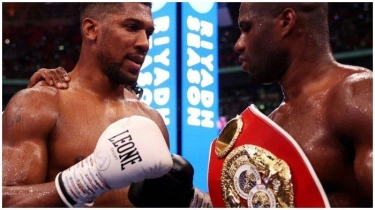 Sorotan Tinju Dunia: Daniel Dubois Menang KO atas AJ, Tatanan Kelas Berat Makin Kacau