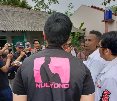 Sindir Kaesang Pakai Rompi Putra Mulyono, DPIP: Sekalian Jelasin Bisa Nebeng ke Amerika