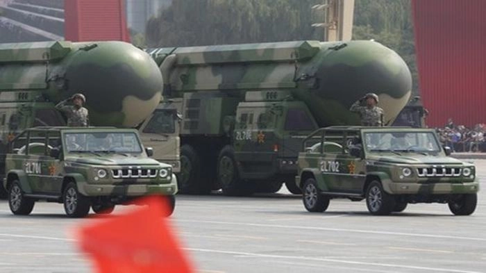 China Luncurkan Peluru Kendali Antarbenua Memicu Ketegangan di Jepang dan Sekitarnya