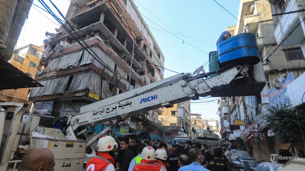 Serangan Israel Hantam Beirut 3 Kali Sejak Minggu Lalu, Hancurkan 3 Lantai dari Gedung 6 Lantai