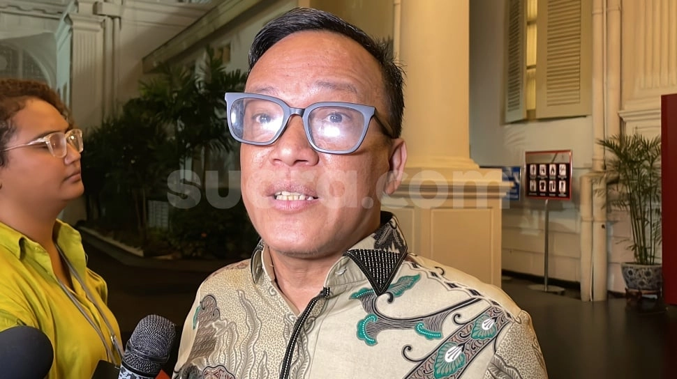 Tak Mau Ikut-ikutan Kaesang Pakai Rompi Mulyono, Joman: Tak Ada Gunanya