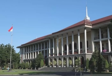 Mahasiswa UGM Ciptakan Sandal Bantu Pemulihan Patah Tulang