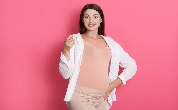 Tak Hanya Menjaga Asupan Makanan, 10 Bahan Skincare dan Kosmetik Ini Wajib Dihindari oleh Ibu Hamil, Cek Apa Saja!