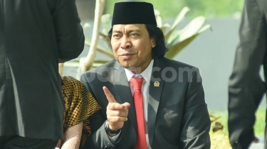 Mode Serius, Janji Komeng usai Resmi Jabat Senator: Ingin Ada Hari Komedi hingga Bikin Hiburan Rakyat Gratis!