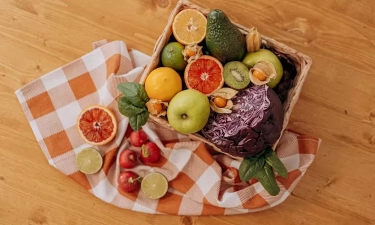 12 Rekomendasi Makanan Kaya Vitamin C yang Efektif Merangsang Produksi Kolagen, Bikin Awet Muda!