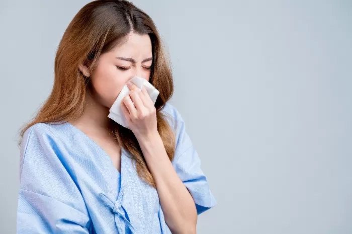 7 Efek Bahaya Menahan Bersin bagi Kesehatan Tubuh, Gendang Telinga Pecah hingga Tulang Rusuk Patah