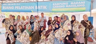 Hari Batik Nasional, PNM Berdayakan Pengrajin Batik Lewat Teknik Ecoprint di Kampung Madani