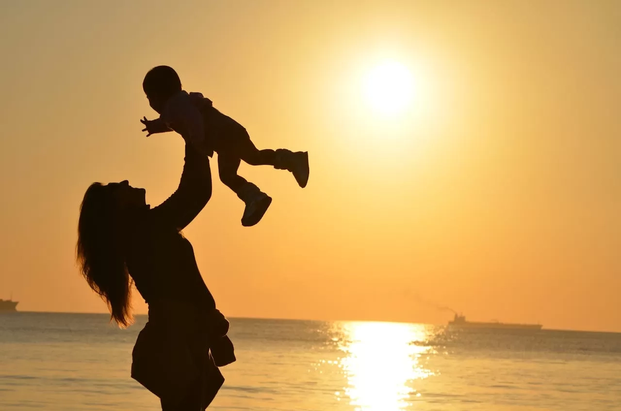 Punya Gaya Parenting Berbeda, Simak Karakter Setiap Zodiak Ketika Menjadi Ibu
