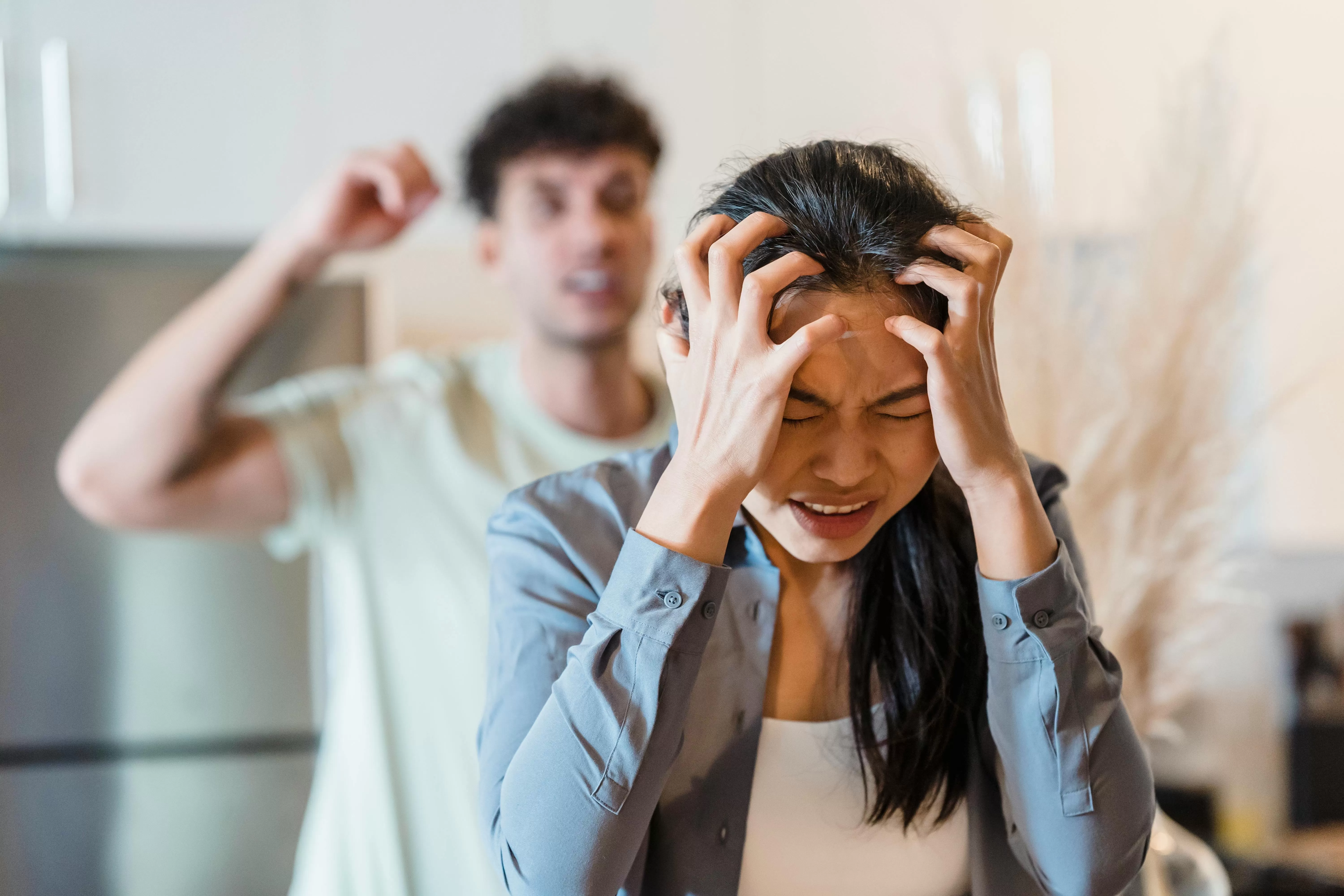 8 Kesalahan dalam Hubungan yang Diam-diam Merusak Kesehatan Mental dan Harus segera Diperbaiki