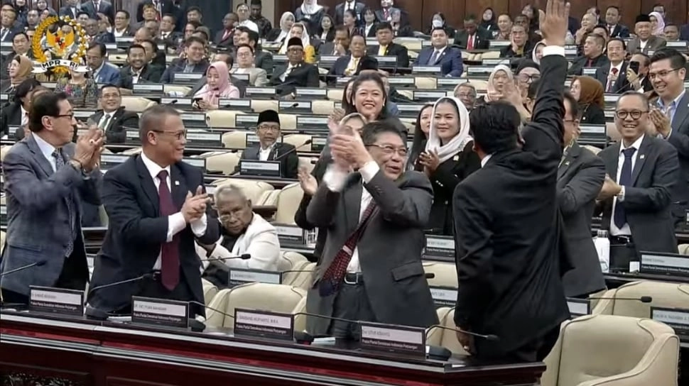 Resmi Jadi Wakil Ketua MPR, Bambang Pacul Disambut Meriah, Langsung Diteriaki 'Korea'