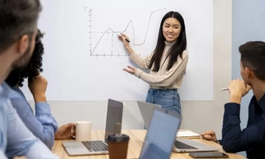 Dianugerahi Daya Tarik Magnetis, 3 Zodiak Ini Selalu Jadi yang Paling Bersinar Terang Tanpa Harus Berusaha Keras