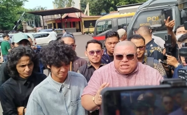 Didampingi Pengacara Razman Arif Nasution, Vadel Badjideh Penuhi Panggilan di Polres Metro Jaksel