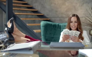 Dijemput Kekayaan yang Berlimpah: 8 Weton Ini akan Ketiban Rezeki dan Menjadi Jutawan Menurut Primbon Jawa