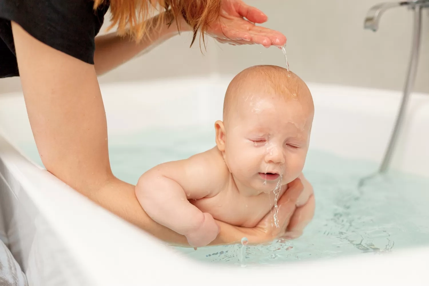 13 Tips Sederhana Mencuci Rambut si Kecil Agar Bebas Drama dan Tetap Nyaman!