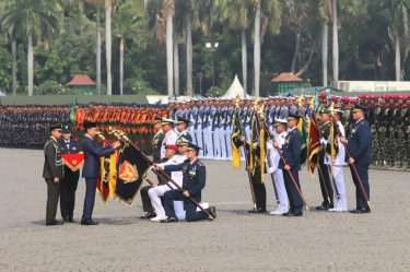 Jokowi Akui Progres Penguatan TNI Semakin Baik saat HUT ke-79 TNI