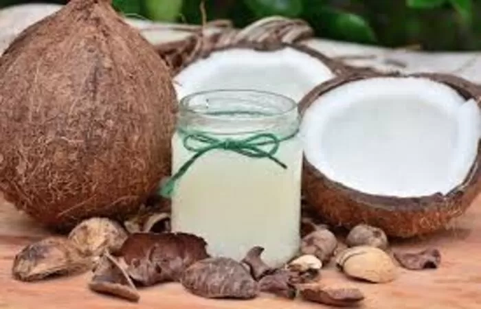 Meski Air Kelapa Baik untuk Kesehatan, Jangan Coba-Coba Konsumsi Secara Berlebihan, Ini Deretan Bahayanya