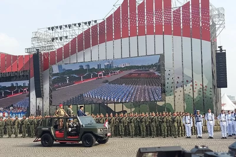 Minta TNI Sukseskan Transisi Nasional dan Pilkada Serentak 2024, Jokowi: Jangan Sampai Ada Riak