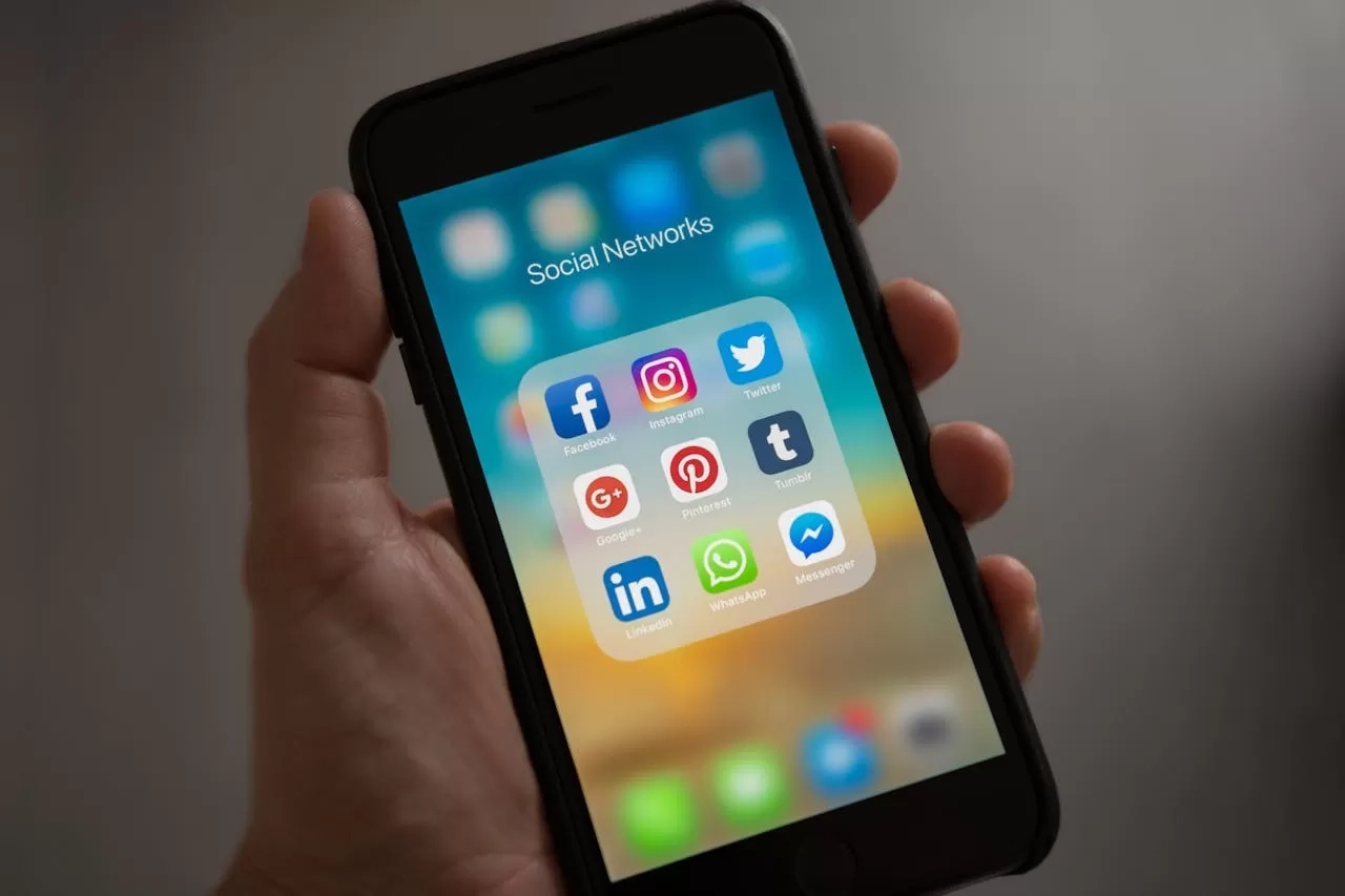 Panduan untuk Gen Z! Cek 10 Tips Melindungi Privasi di Media Sosial
