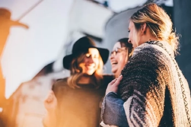Fake Friends Bakal Mempengaruhi Kita hingga Dewasa: Ini 9 Tanda Anda Dikelilingi Teman yang Toxic