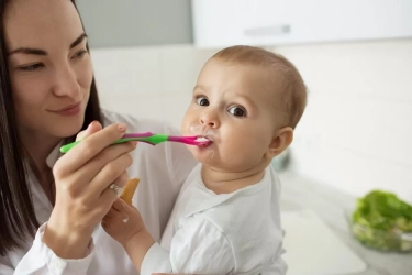 Benarkah Campuran Santan pada Mpasi Berbahaya bagi Bayi? Simak, Jumlah Takaran yang Aman bagi Si Kecil