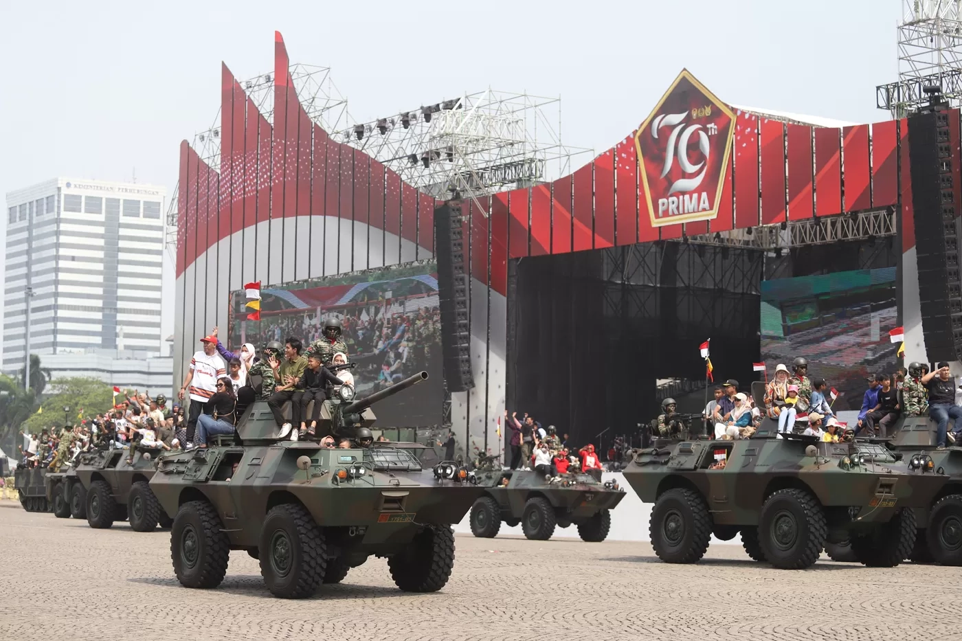 Mulai dari Medium Tank Harimau, Pandur 8x8, Anoa, Komodo, dan Maung MV3, Modernisasi Alutsista ala PT Pindad
