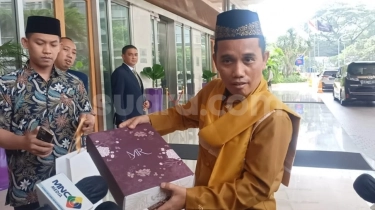 Viral, Ustaz Maulana Boncengan Sepeda Motor di Jalan Raya Nggak Pakai Helm