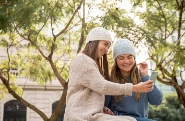 Ada Cancer yang Rela Meminjamkan Bahu saat Orang Terdekatnya Menangis, 5 Zodiak Ini Sangat Peduli dengan Lingkungannya