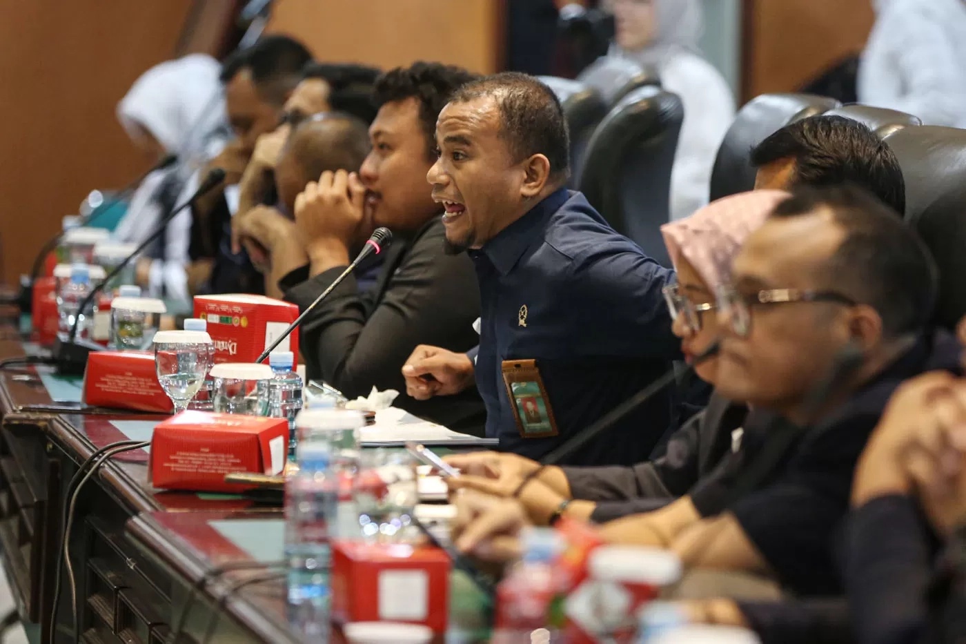 Bergaji Paling Tinggi Rp 4,9 Juta dan Tunjangan Rp 14 Juta, Hakim Minta Kenaikan 242 Persen