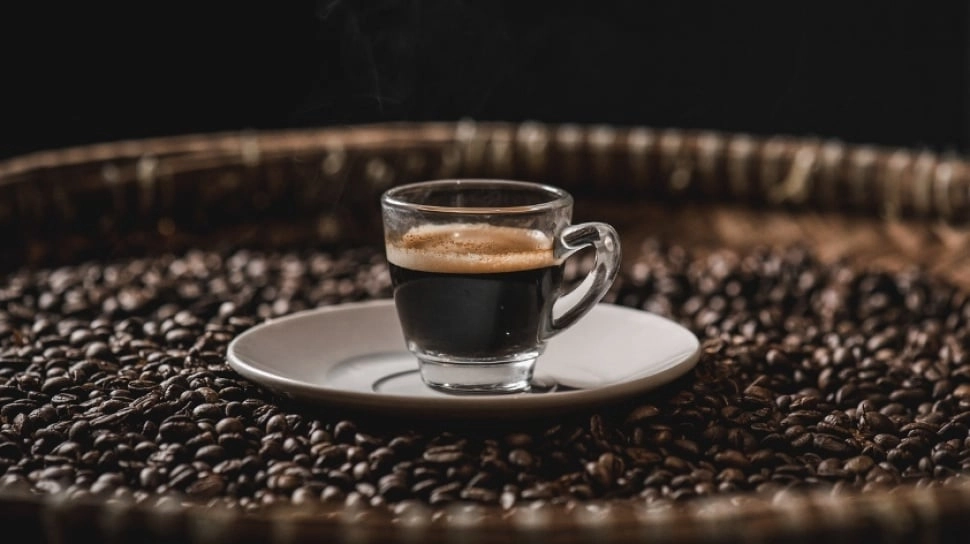 Jenis Makanan yang Tak Dianjurkan Dikonsumsi Saat Minum Kopi