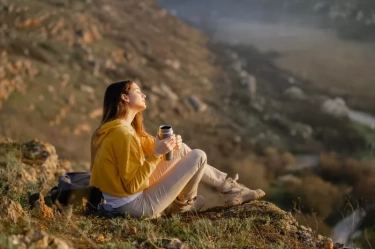 5 Langkah Sederhana Menjadi Bahagia Tanpa Orang Lain atau Pasangan Hidup Meski Usia Tak Lagi Muda