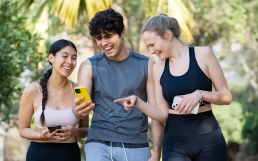 Jika Anda Benar-benar Ingin Menjadi Orang yang Lebih Baik Seiring Bertambahnya Usia, Ucapkan Selamat Tinggal pada 8 Perilaku Ini