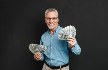 Kokoh Secara Finansial, Berikut 6 Shio yang Akan Menikmati Kemakmuran hingga Usia Senja